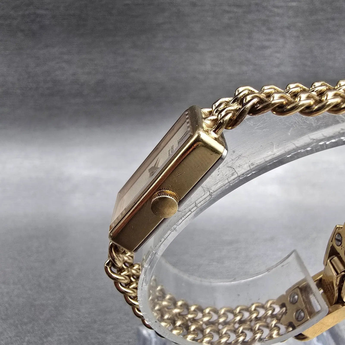 Seiko Watch Women 12mm Champagne Dial Gold Tone Rectangle 1320-5250 New Battery2