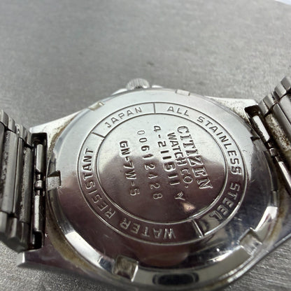 Citizen CQ Watch Men 34mm Silver Dial Silver Tone Daydate 4-211511 New Battery9
