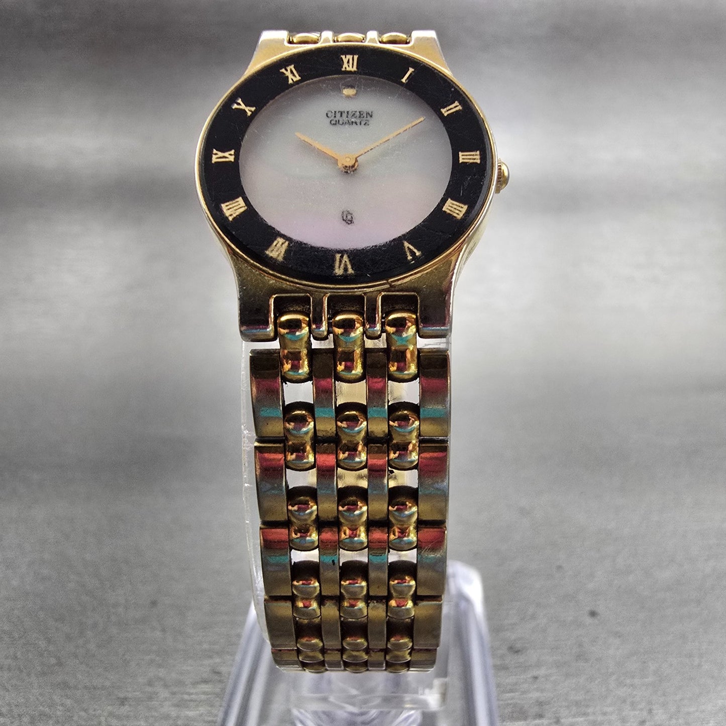 Citizen CQ Watch Women 21mm MOP Dial Two Tone Round 2200-229207 New Battery VTG5