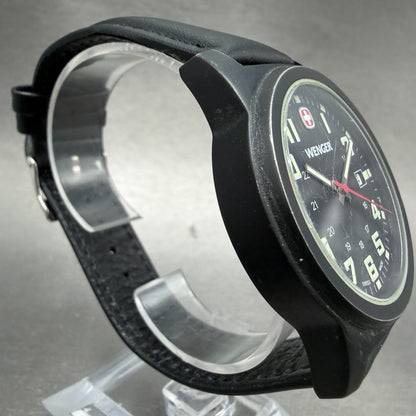 Wenger Watch Men 41mm Black Dial Black Tone Date 7281X Round New Battery3