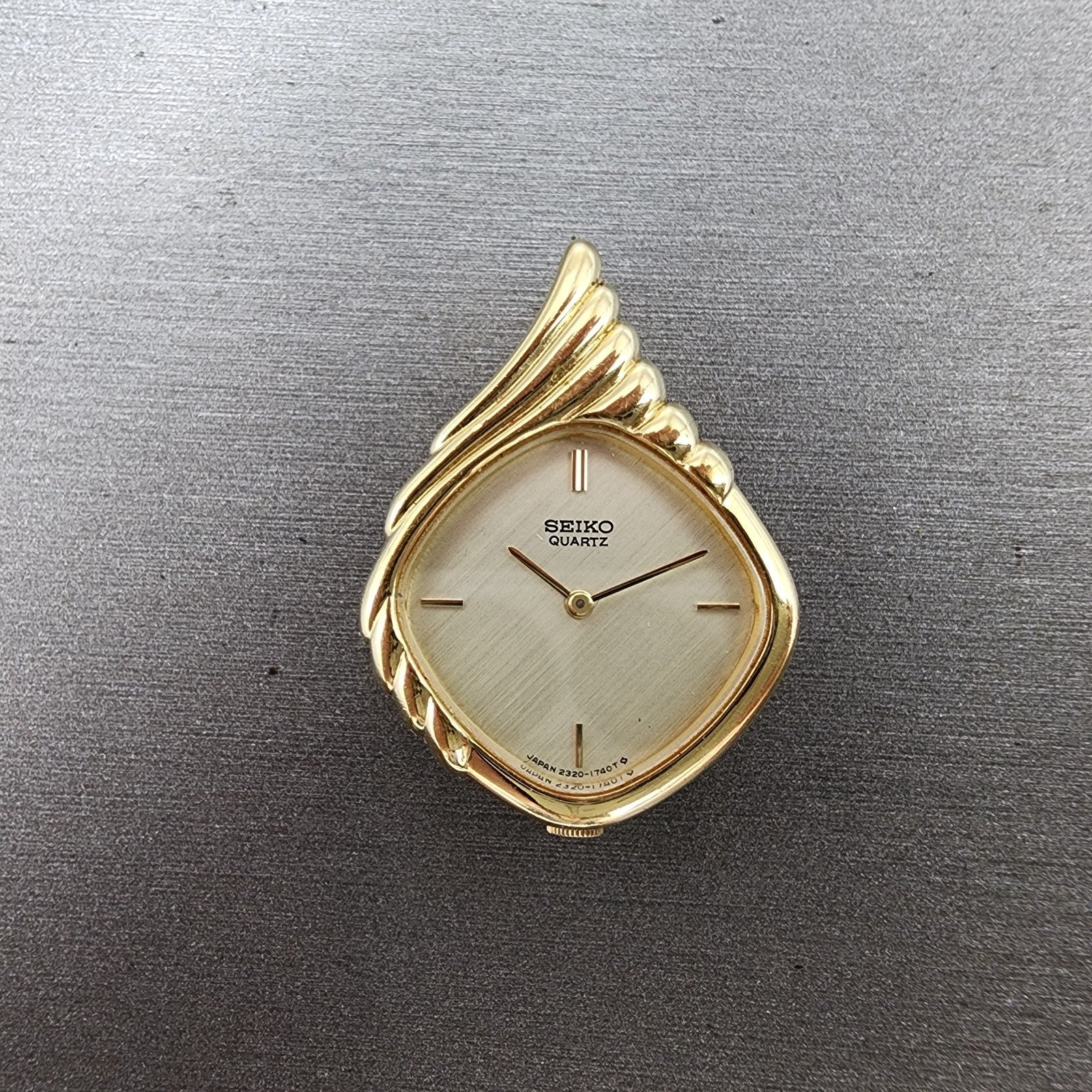 Seiko Necklace Watch Women 24mm Champagne Dial Gold Tone 23205940 New Battery0