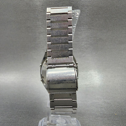 Seiko Digital Watch Men 35mm LCD Silver Tone A1585059 PARTS7
