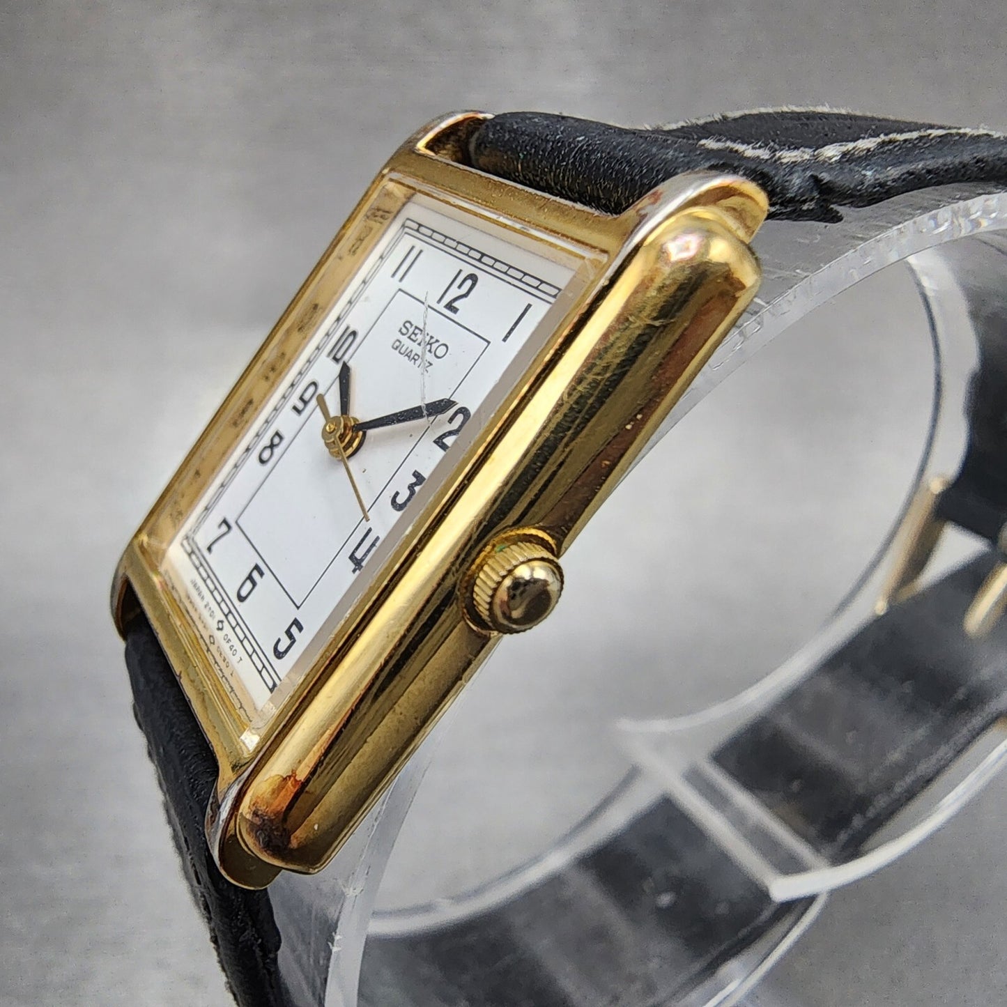 Seiko Tank Watch Women 20mm White Dial Gold Tone Rectangle 2Y015B09 New Battery2