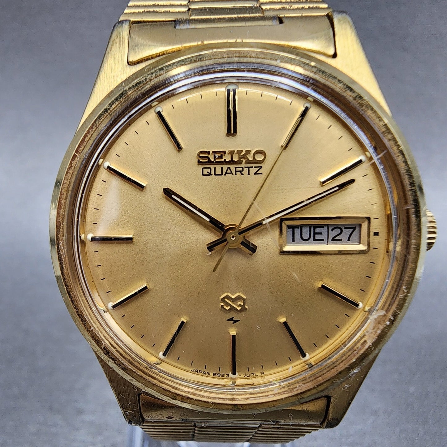 Seiko SQ Watch Men 35mm Gold Dial Gold Tone Daydate Round 69237009 New Battery1