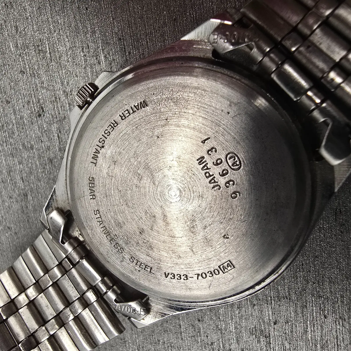 Seiko Alba Watch Men 34mm White Dial Silver Tone Daydate Round V333-7030 New Bat10