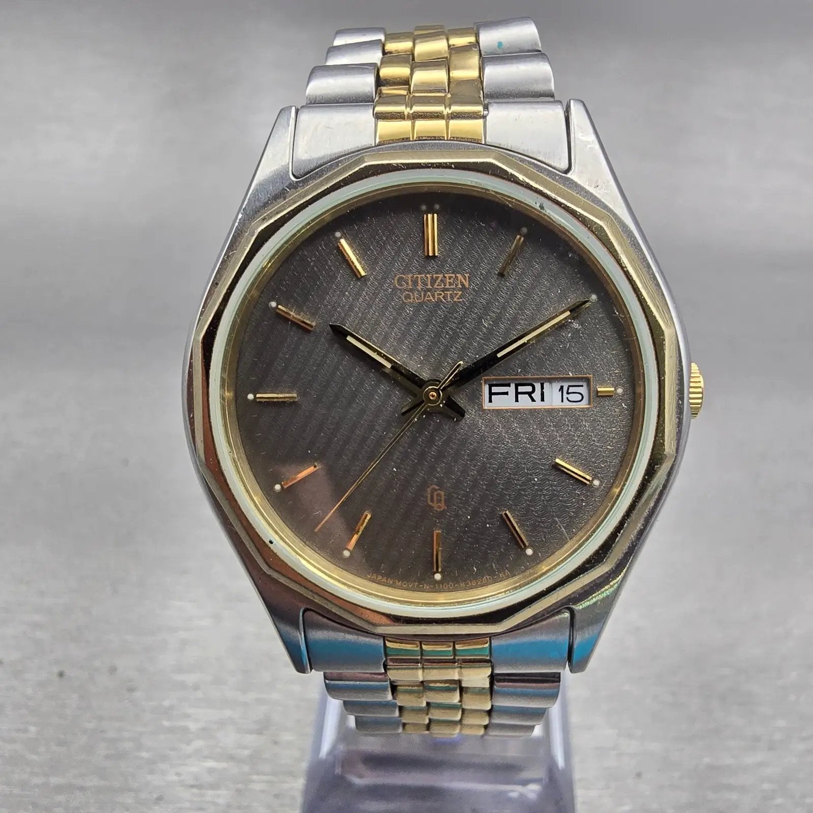 Citizen CQ Watch Men 35mm Gray Dial Two Tone Daydate Round 1102-K11294 New Batt0