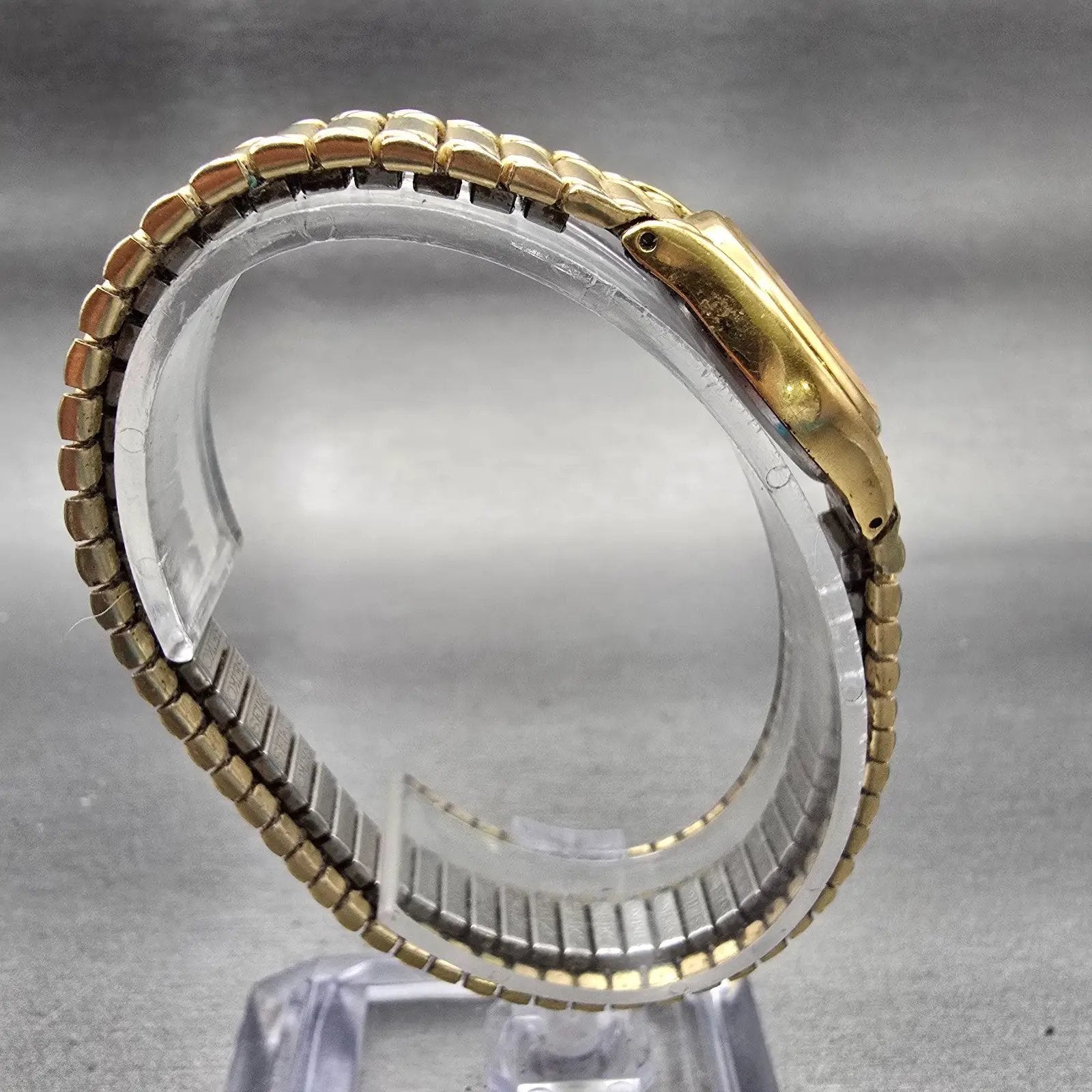 Seiko Watch Women 20mm Gold Dial Gold Tone Round 1N01-0E19 New Battery Vintage8