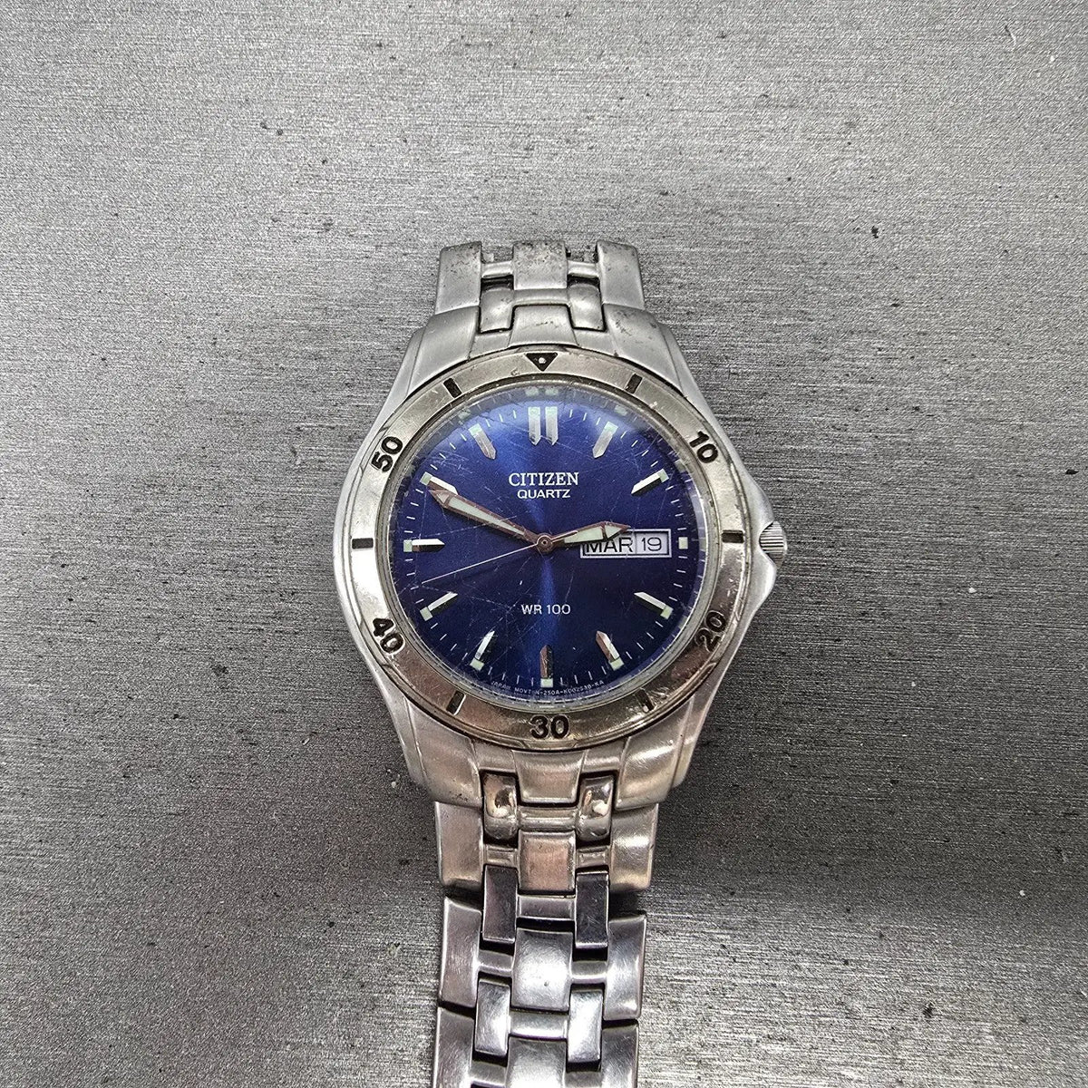 Citizen Watch Men 37mm Blue Dial Silver Tone Daydate Round 250A-K001455 PARTS0