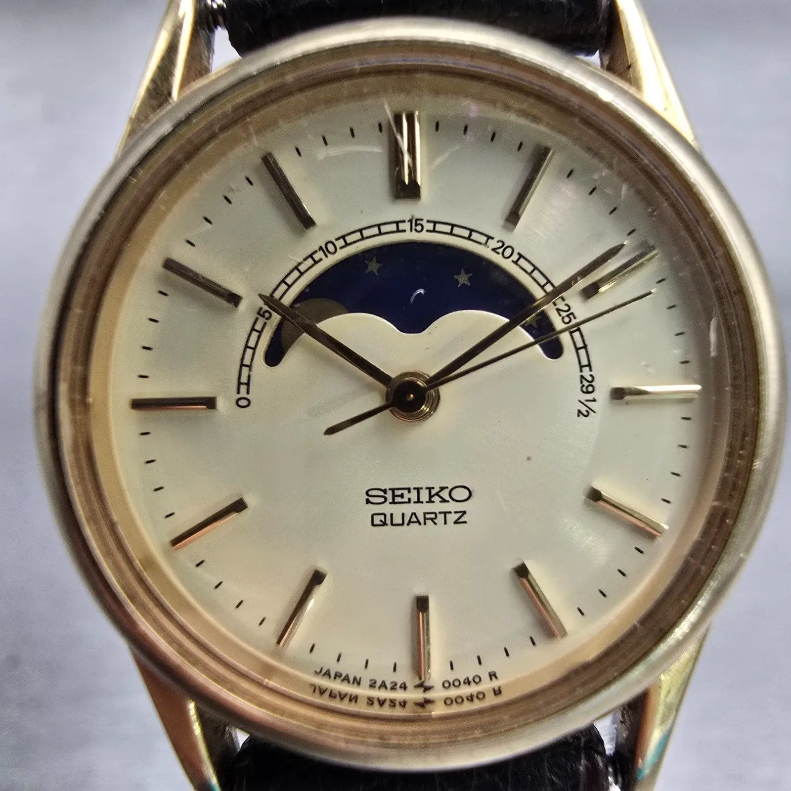 Seiko Moon Phase Watch Women 24mm Cream Dial Gold Tone Round 2A24-0028 New Batt1