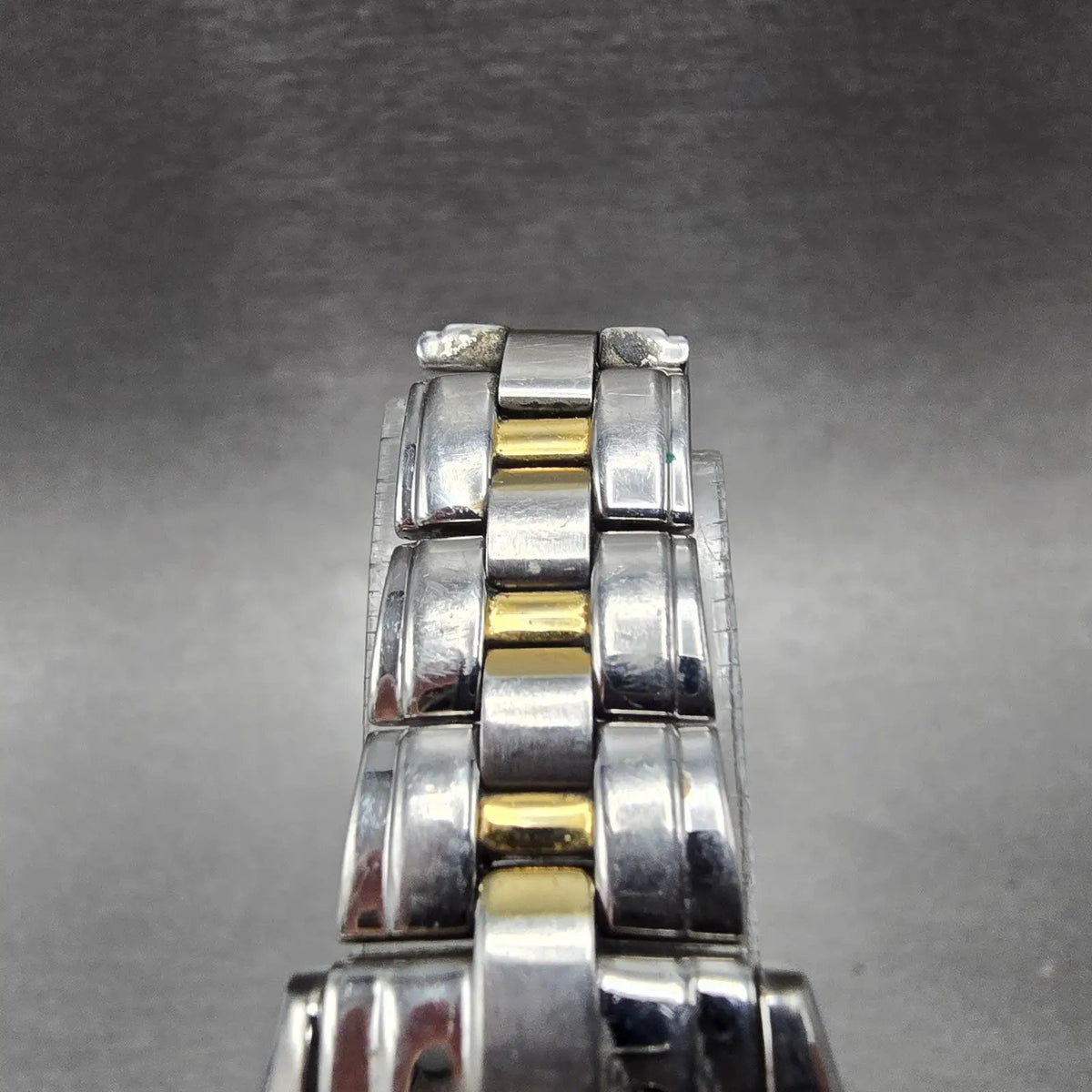Citizen Eco-Drive Watch Women 26mm MOP Dial Two Tone Diamonds E011-S057639 Works4