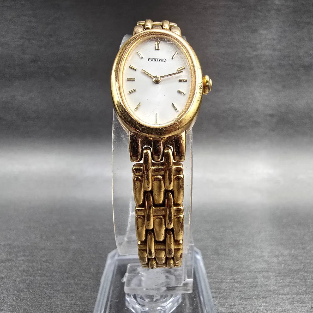 Seiko Watch Women 17mm White Dial Gold Tone Oval V400-1019 New Battery Vintage5