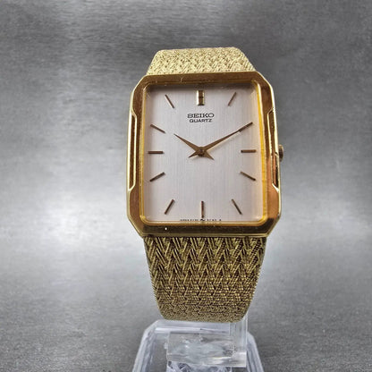 Seiko Tank Watch Men 25mm Silver Dial Gold Tone Rectangle 5Y30-5B49 New Battery5