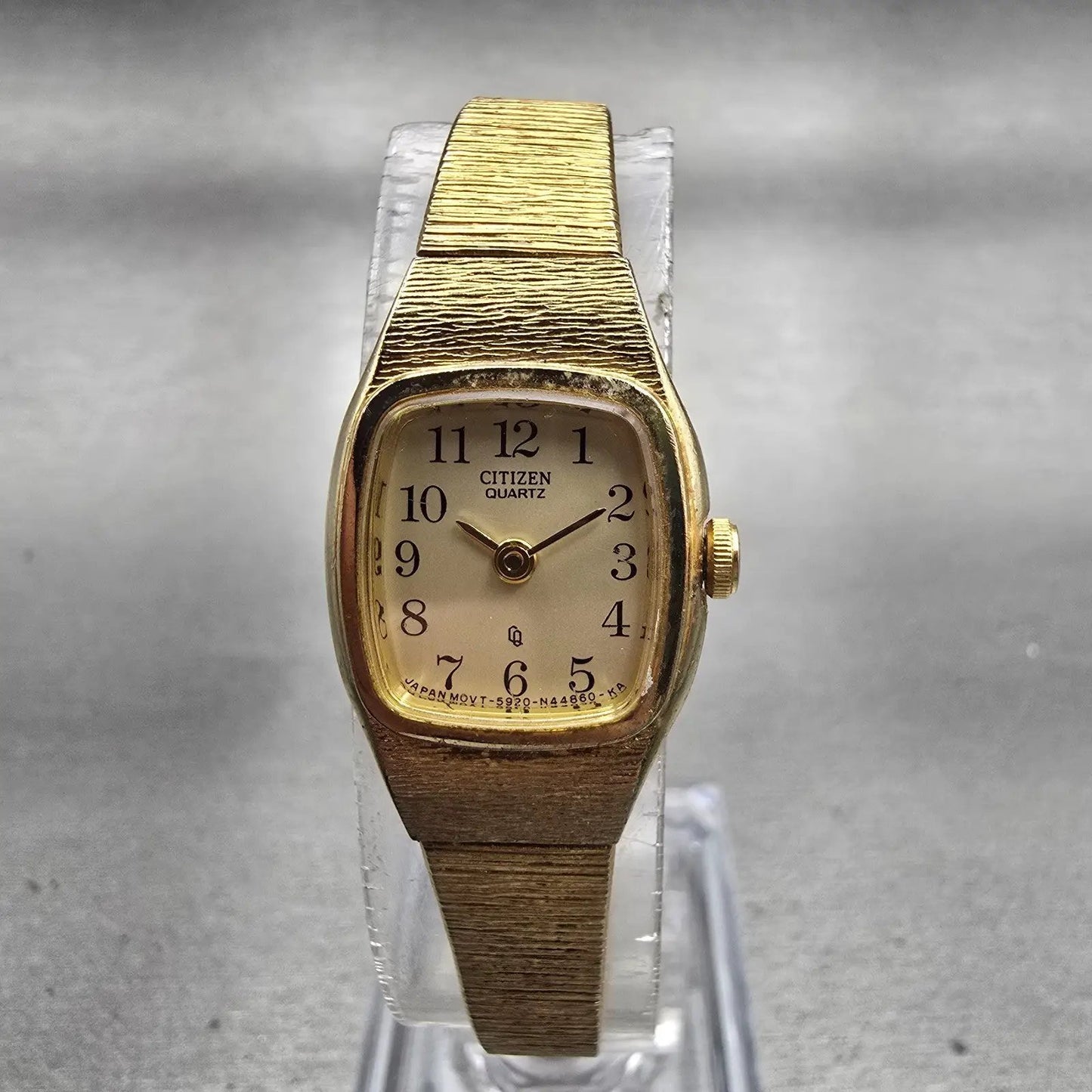 Citizen CQ Watch Women 16mm Champagne Dial Gold Tone 5920-S50150 New Battery VTG0