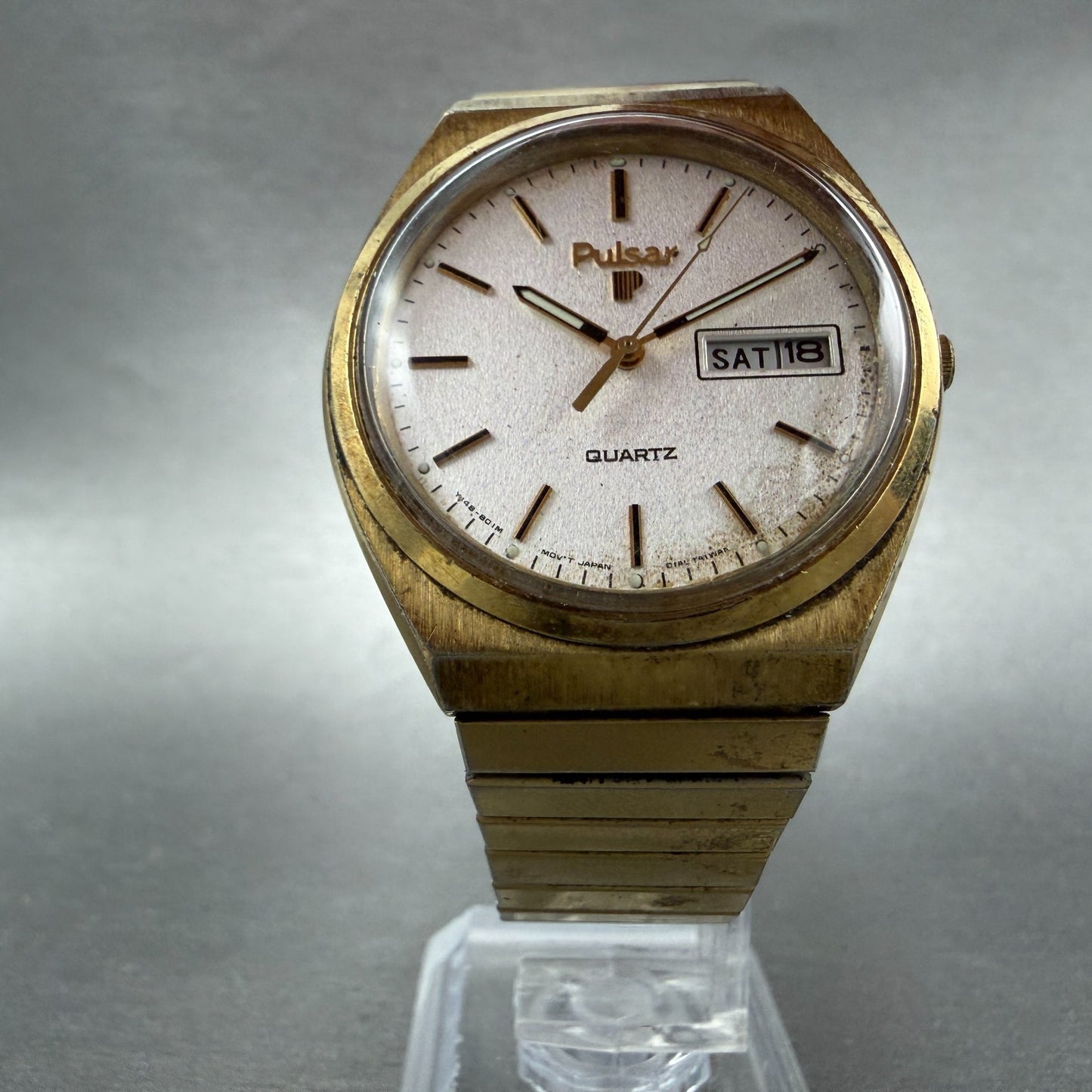 Seiko Pulsar Watch Men 36mm Silver Dial Gold Tone Daydate Y148-8029 New Battery5