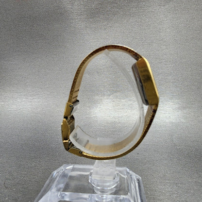 Seiko Tank Watch Women 16mm Champagne Dial Gold Tone Rectangle 163269 New Batt8