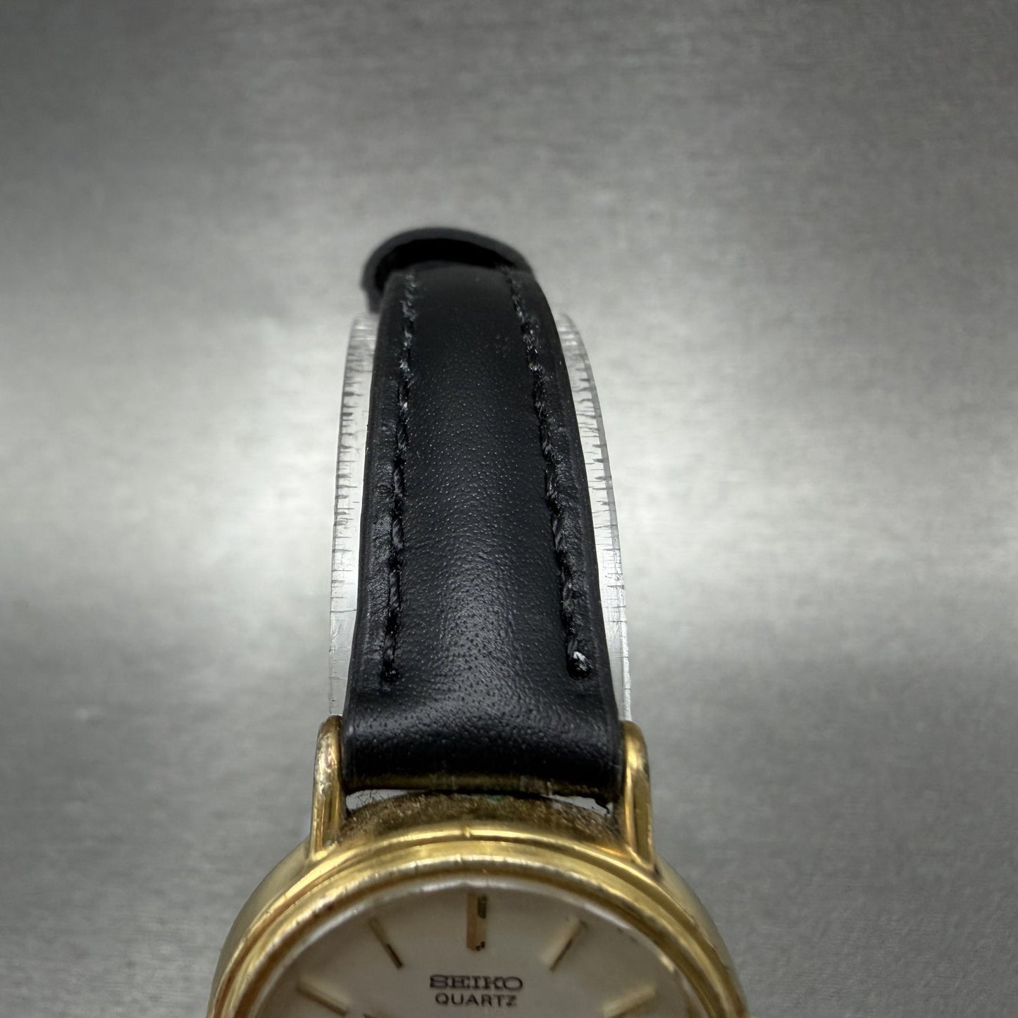 Seiko Watch Women 25mm Silver Dial God Tone Round Vintage 43-0160 New Battery4