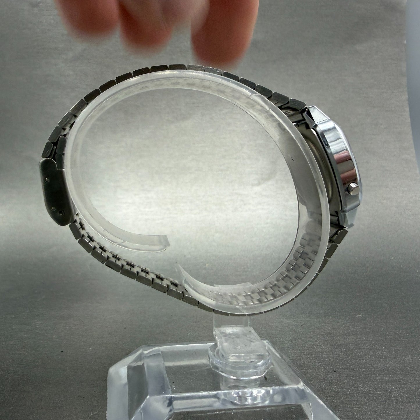 Casio Digital Watch Women 25mm Silver Alarm Chrono Daydate LA670W New Battery GR8