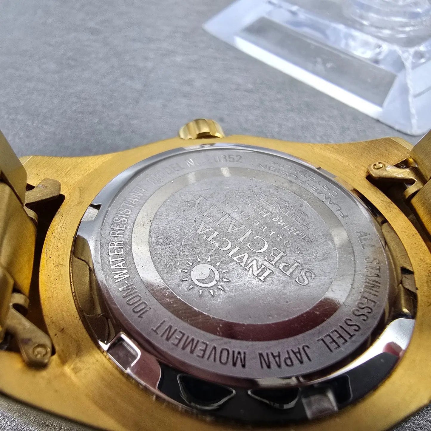 Invicta Specialty Watch Women 38mm MOP Dial Gold Tone Date 20352 New Battery9