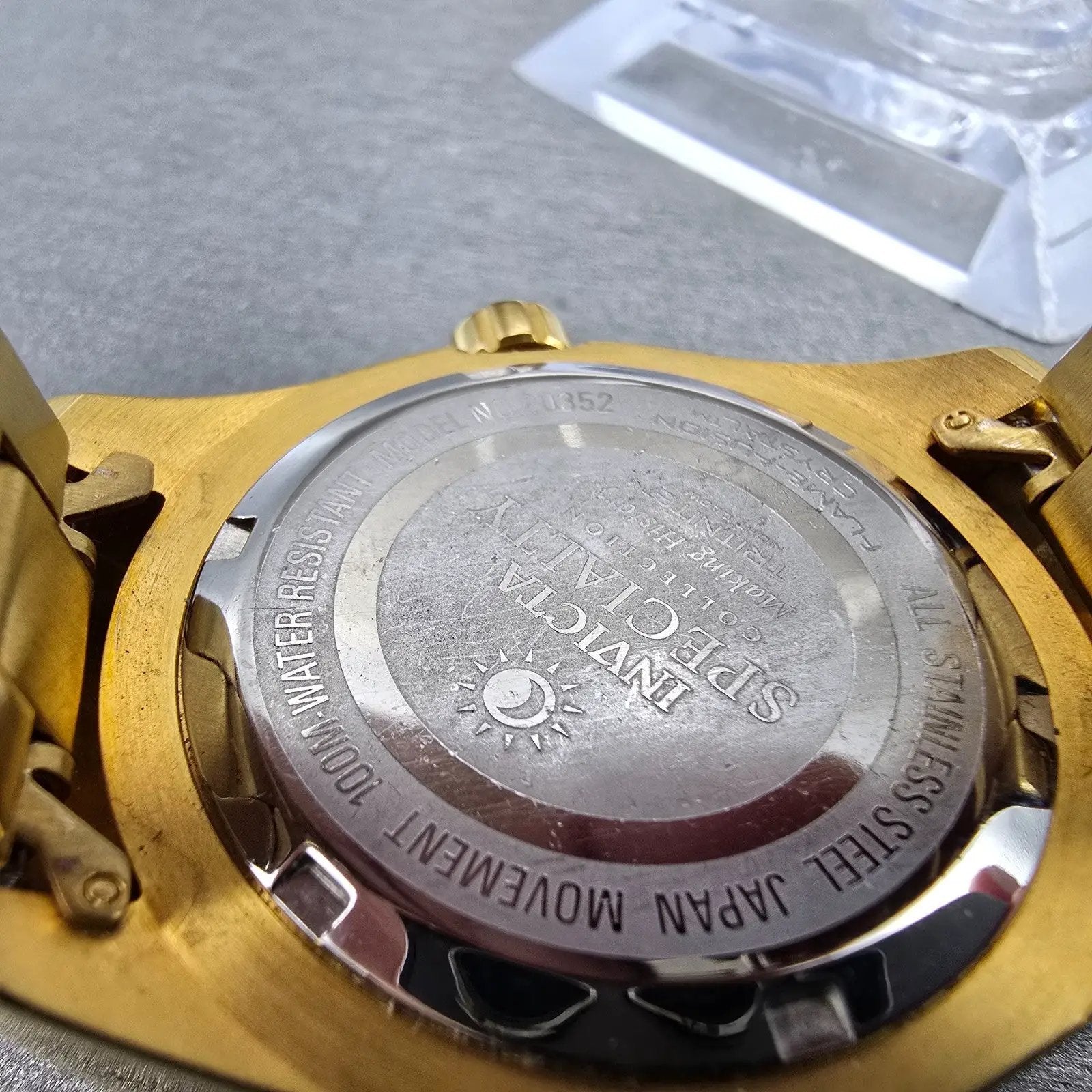 Invicta Specialty Watch Women 38mm MOP Dial Gold Tone Date 20352 New Battery9