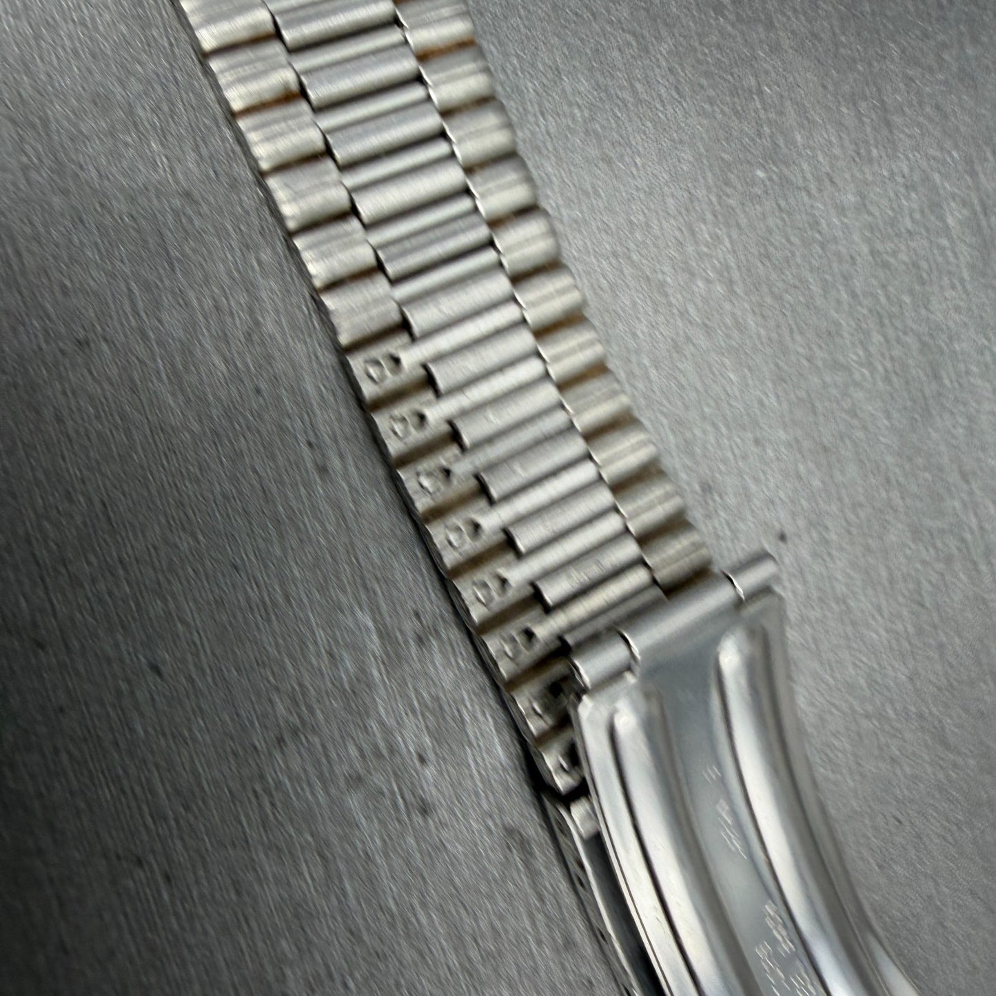 Seiko SQ Bracelet 18mm Stainless Steel Gold Tone Tri Folding Clasp Vintage Japan12