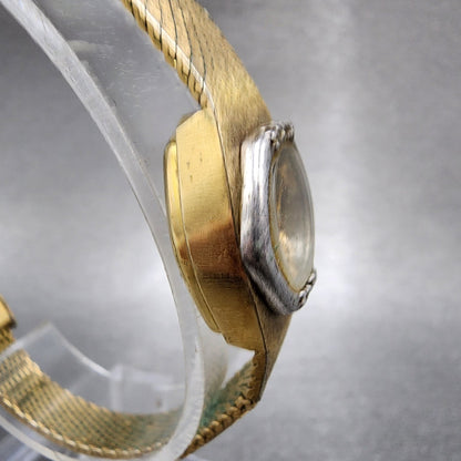 Bulova Accutron Watch Women 18mm Gold Dial Gold Tone Diamond Bezel New Battery3