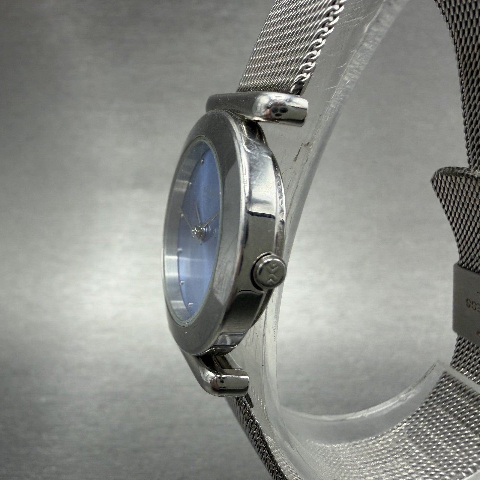 Skagen Watch Women 25mm Blue Dial Silver Tone Round Mesh Band 107SSSI New Batt2