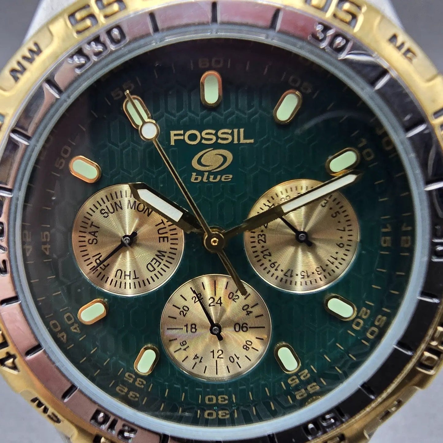 Fossil Blue Watch Men 40mm Green Dial Two Tone Daydate BQ-8776 New Battery1