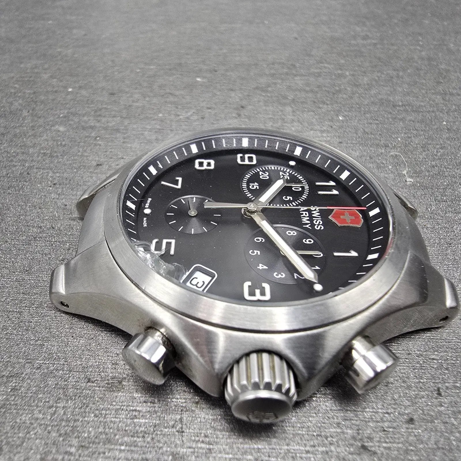 Swiss Army Base Camp Chronograph Watch Men 40mm Black Dial Steel 24722 New Batt5