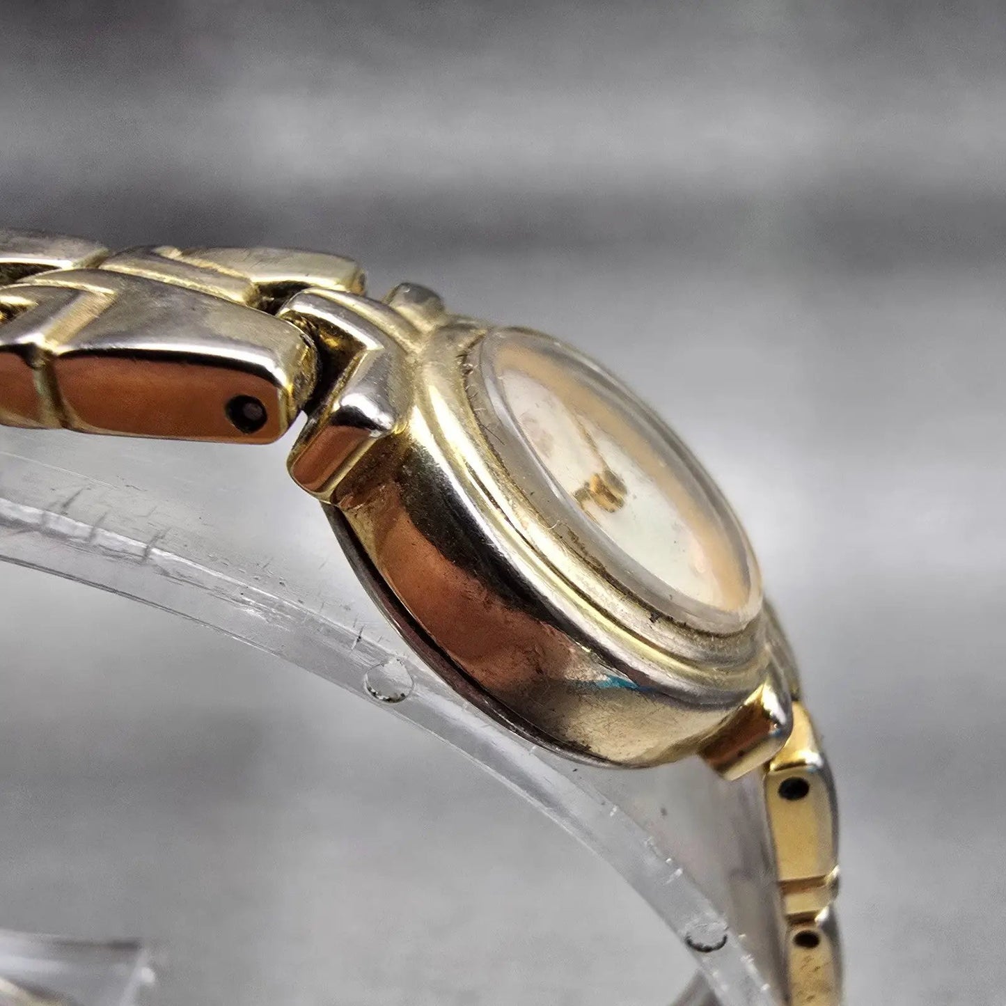 Citizen Watch Women 18mm MOP Dial Gold Tone Round 3220-326113 New Battery VTG3
