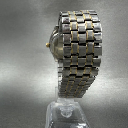 Waltham Watch Men 37mm Silver Dial Two Tone Daydate Round New Battery7