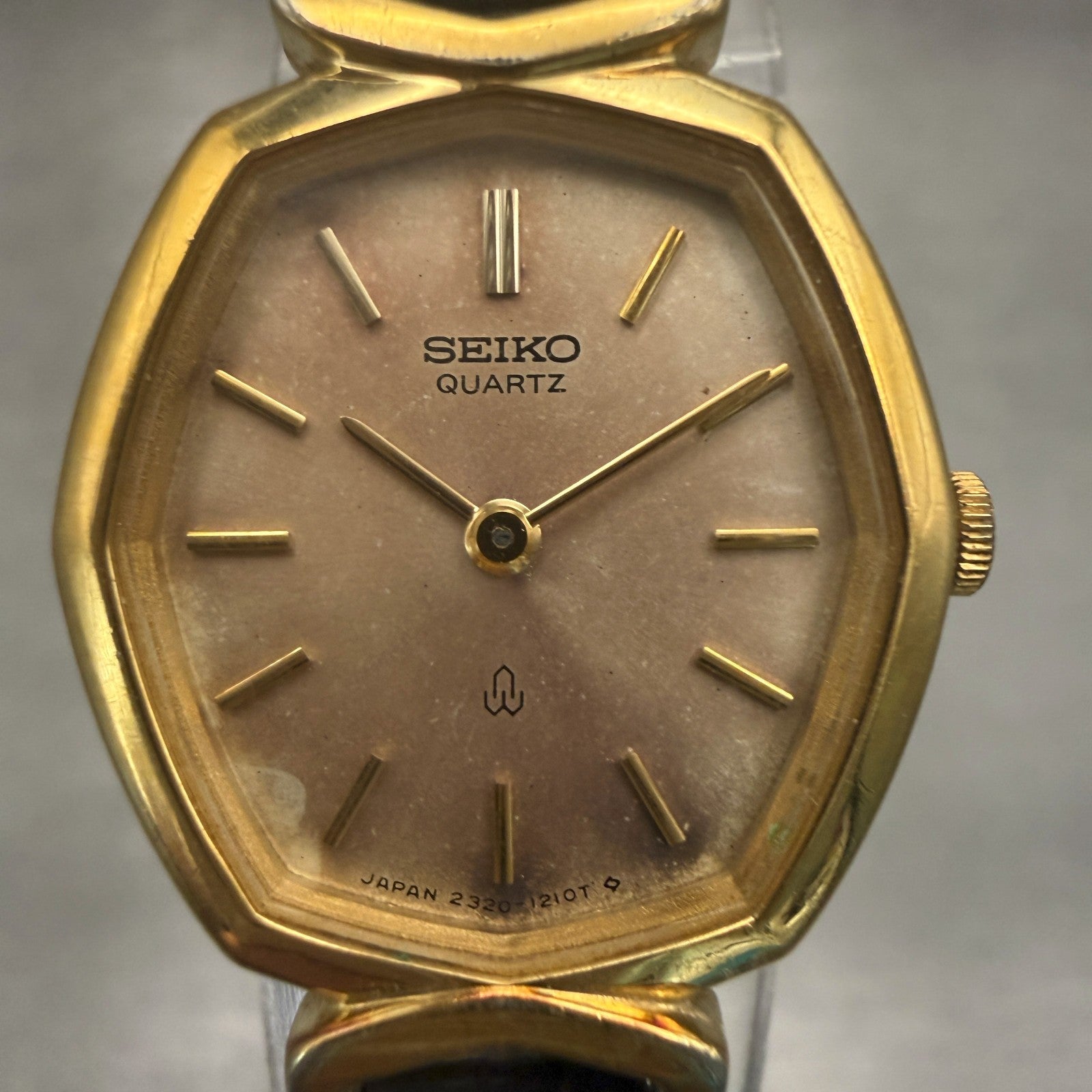 Seiko Watch Women 20mm Champagne Dial Gold Tone Oval 2320-5680 New Battery1