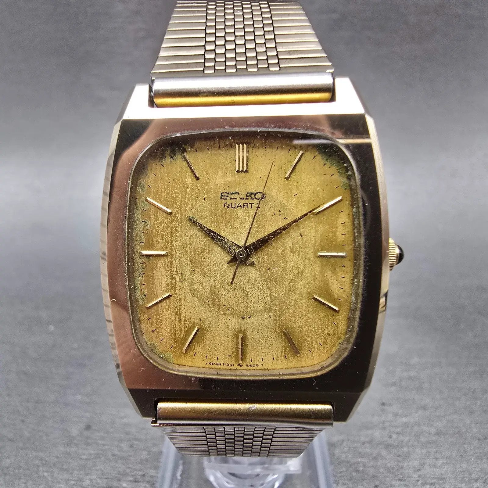 Seiko Tank Watch Men 30mm Gold Dial Gold Tone Rectangle 5931-5341 PARTS Vintage0