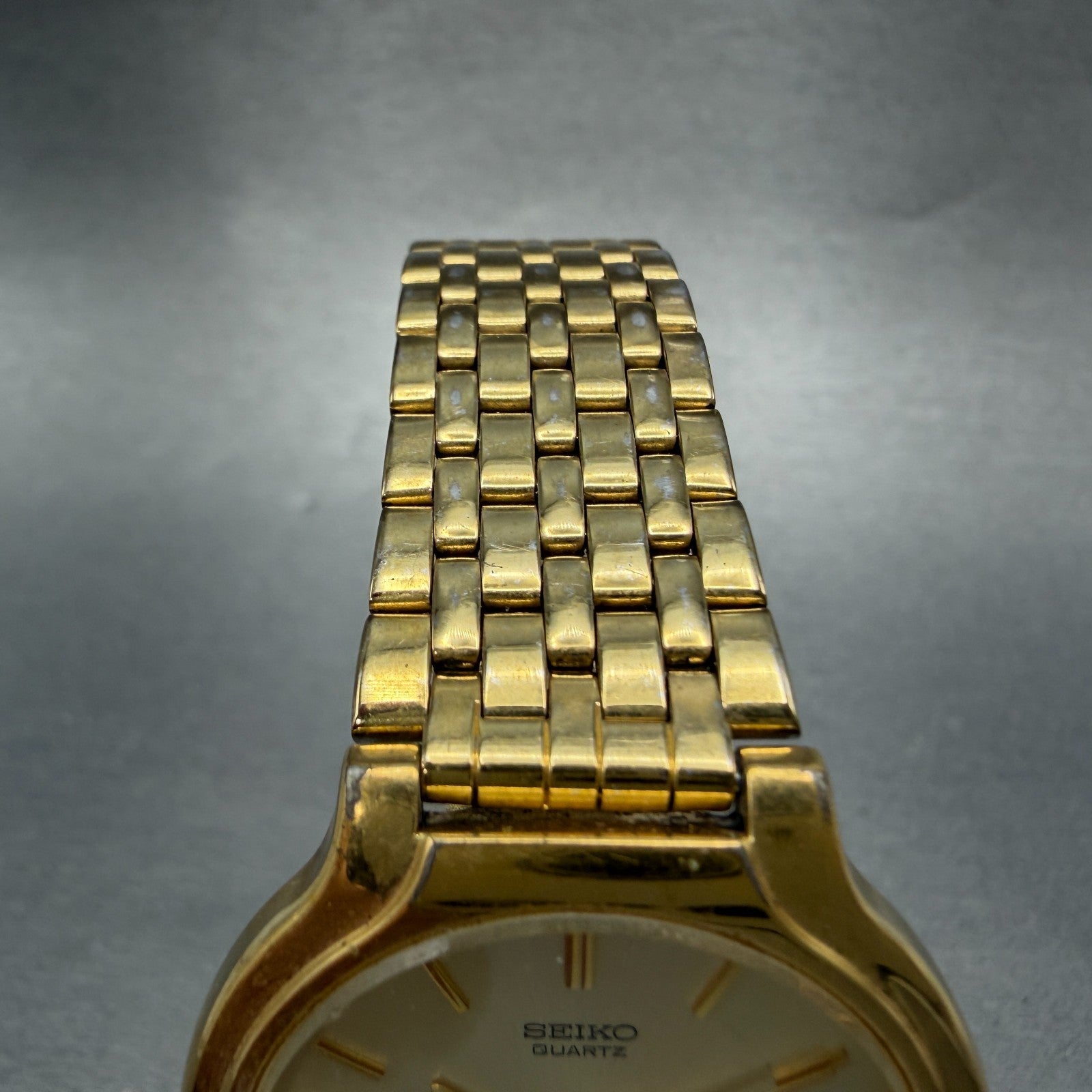 Seiko Watch Men 34mm Champagne Dial Gold Tone Round Vintage V701-6K69 PARTS5