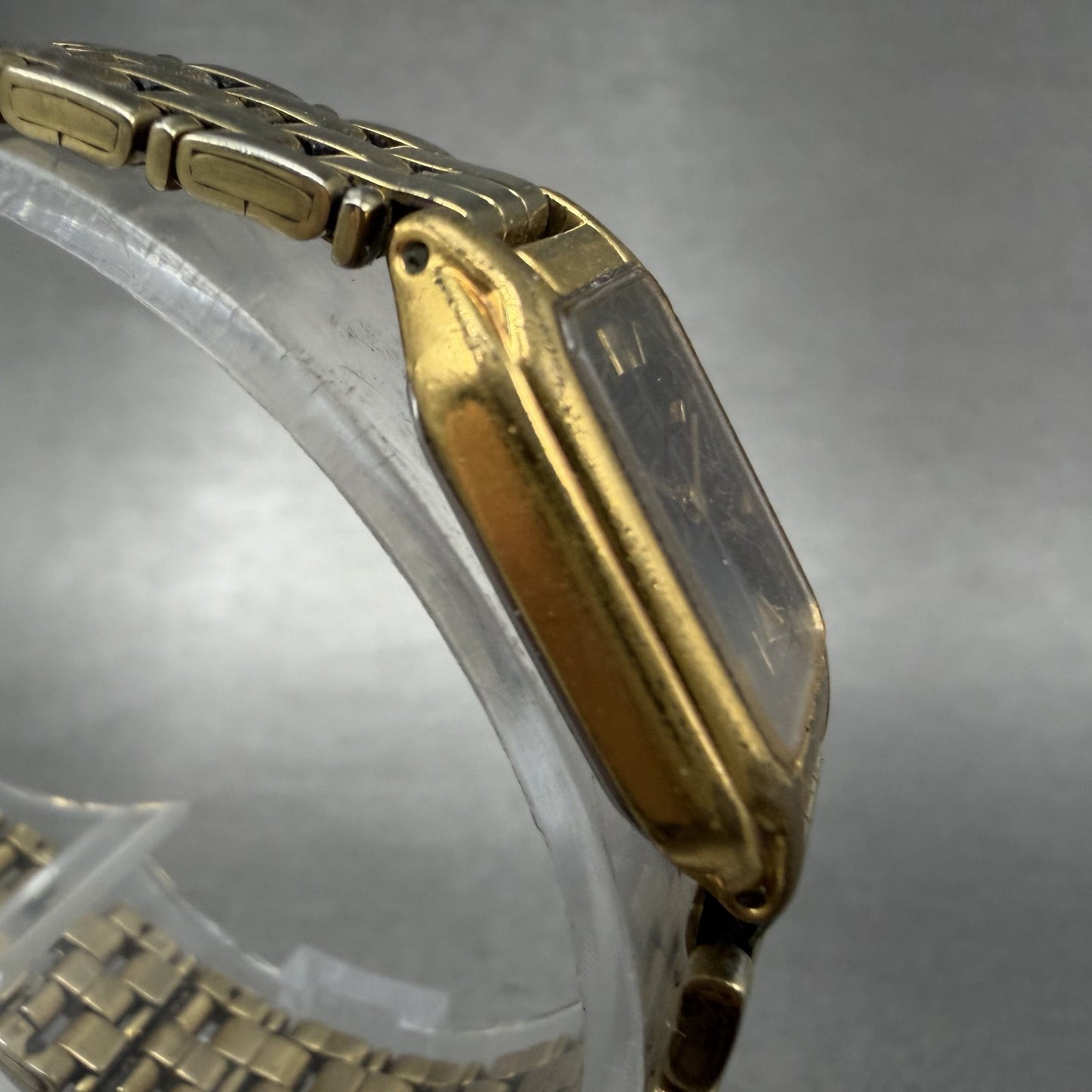 Seiko Tank Watch Women 17mm Black Dial Gold Tone Rectangle V400-5498 New Battery3