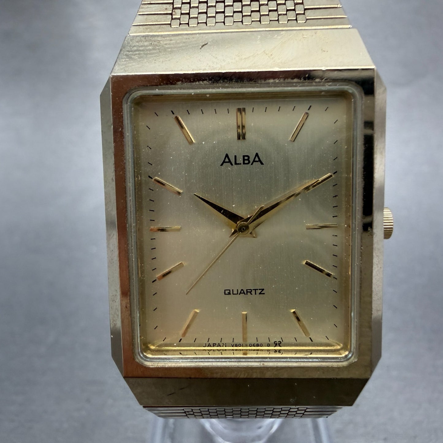 Seiko Alba Tank Watch Men 25mm Champagne Dial Gold Tone V801-5100 New Battery 5T0
