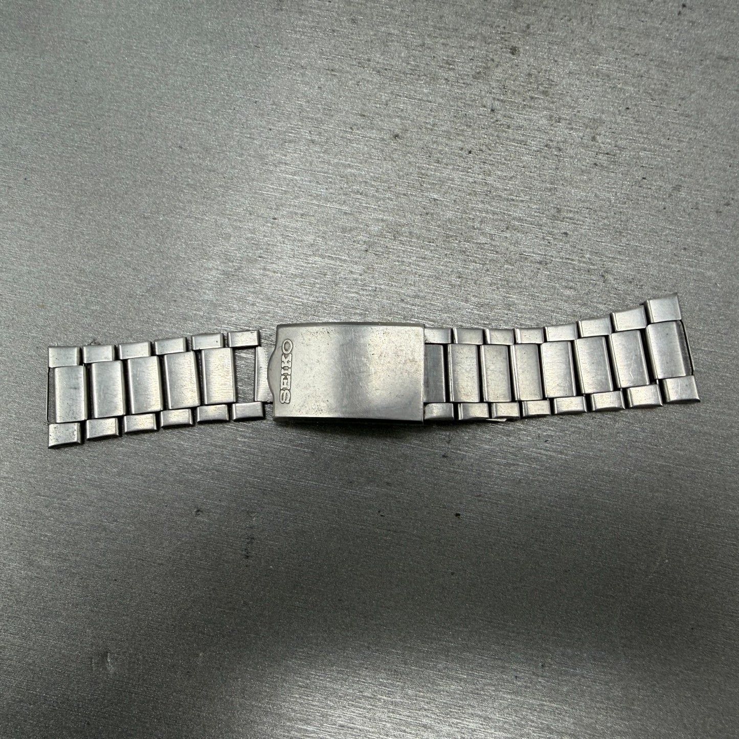 Seiko Bracelet 20mm Stainless Steel Silver Tone Tri Folding Clasp VTG Japan READ0