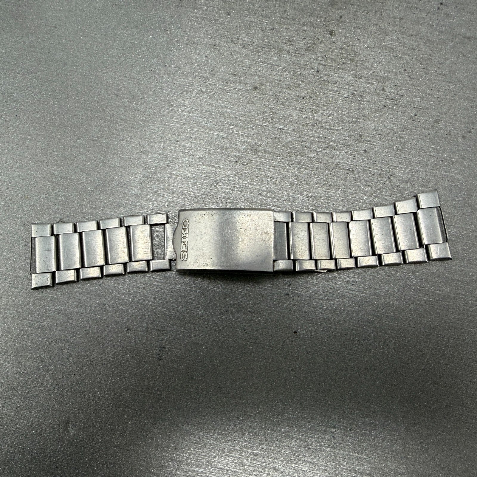 Seiko Bracelet 20mm Stainless Steel Silver Tone Tri Folding Clasp VTG Japan READ0