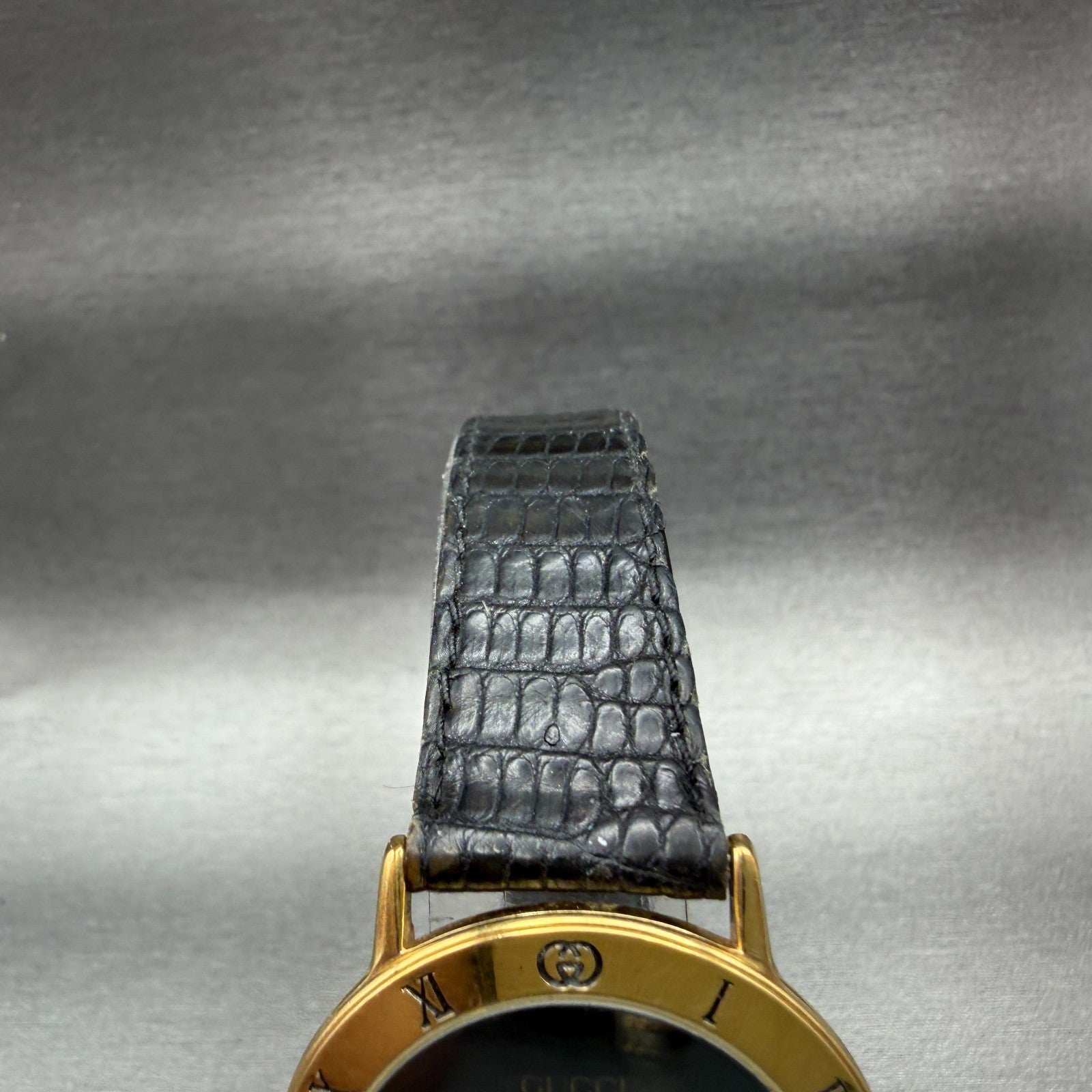 Gucci 3000M Watch Men 33mm Black Dial Gold plated Round Vintage PARTS5