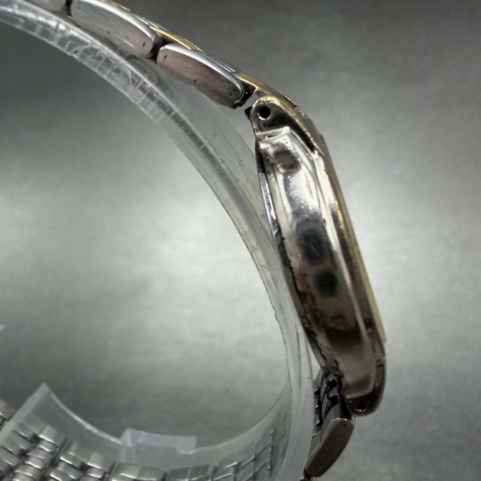 Seiko Watch Women 24mm Champagne Dial Two Tone Round V701-2C10 New Battery3