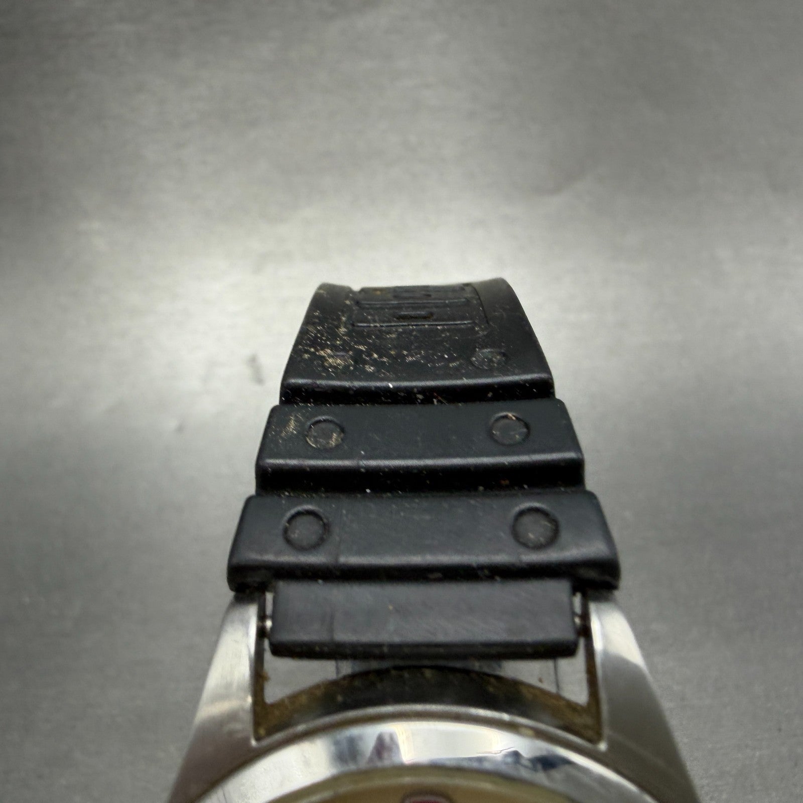 Wenger Watch Men 38mm Cream Dial Silver Tone Date Round 7270X PARTS Vintage5