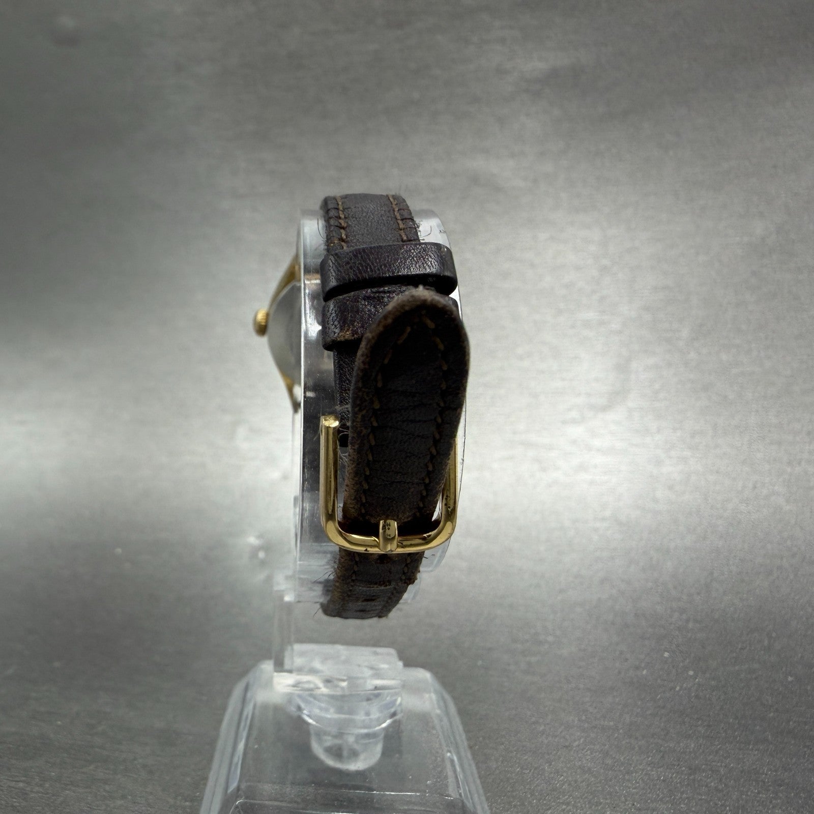 Seiko Venus Watch Women 23mm Silver Dial Gold Tone Round Manual 1904-0010 Runs7