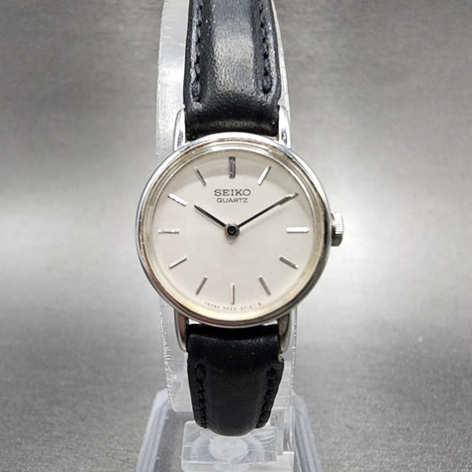 Seiko Watch Women 19mm White Dial Silver Tone Round 54200019 New Battery0