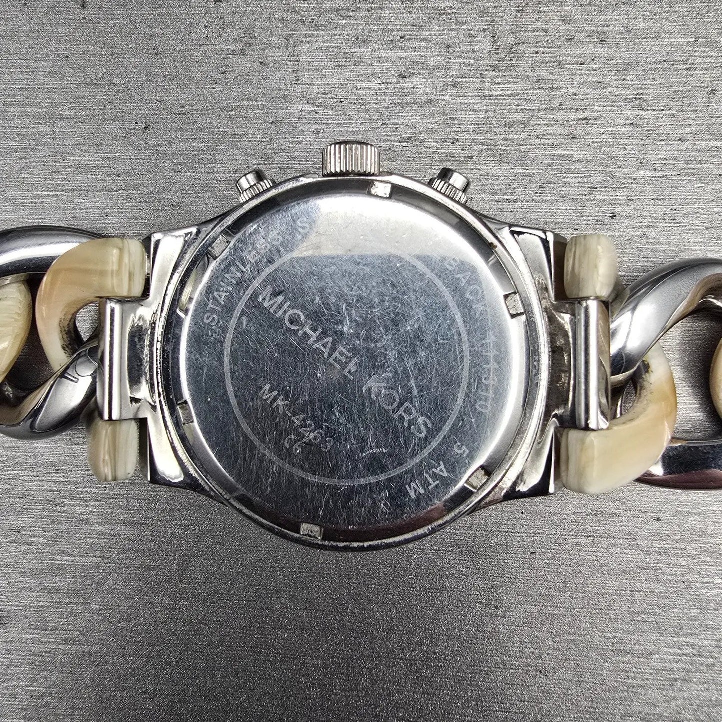 Michael Kors Runway Twist Womens Watch 37mm Silver Dial Chrono MK4263 New Batt10
