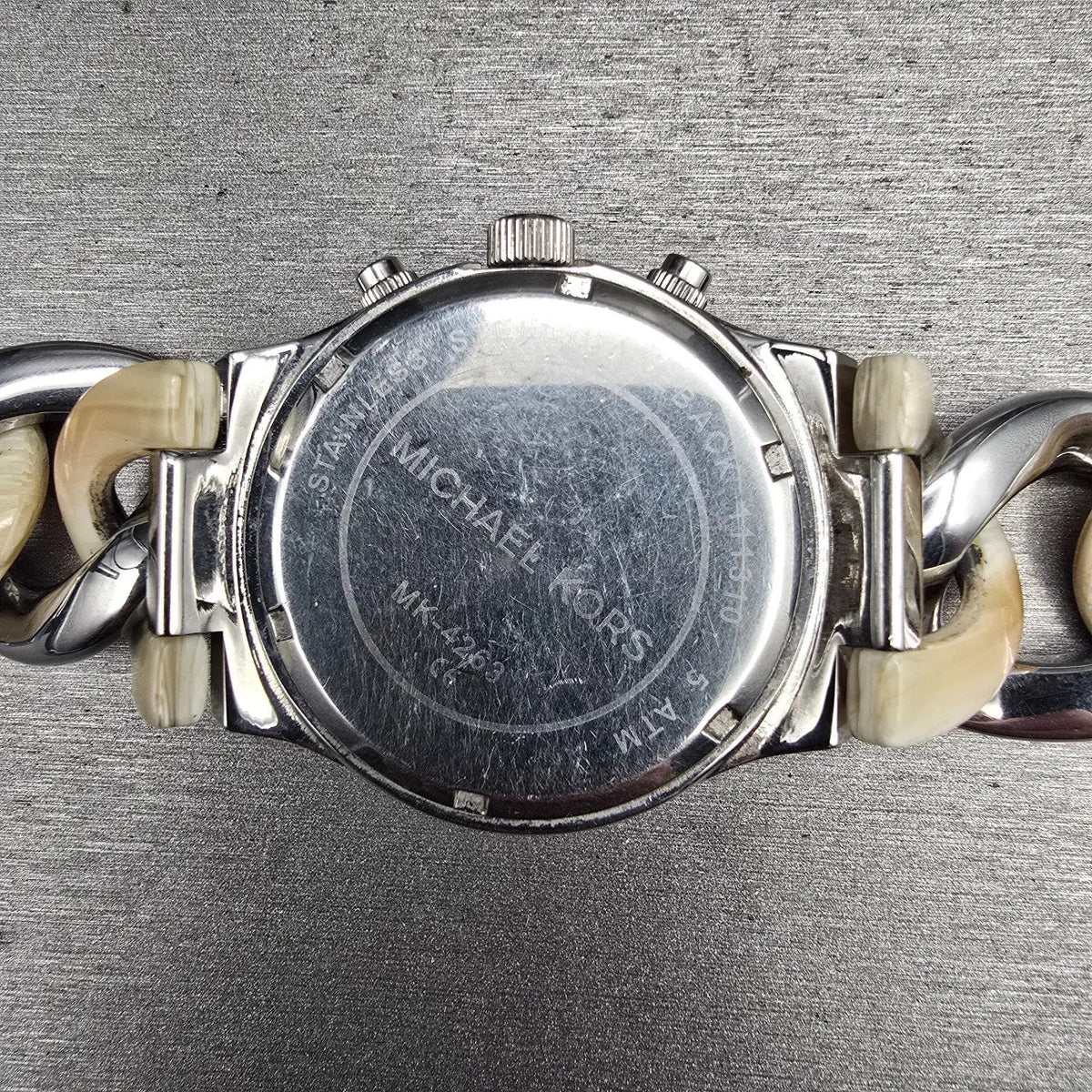 Michael Kors Runway Twist Womens Watch 37mm Silver Dial Chrono MK4263 New Batt10
