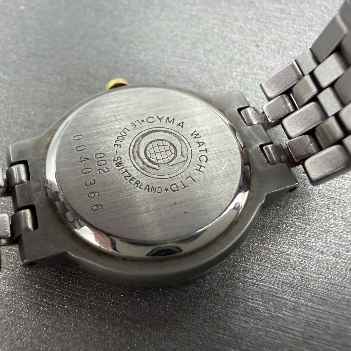 Cyma Watch Women 25mm White MOP Dial Two Tone Round 002 New Battery9