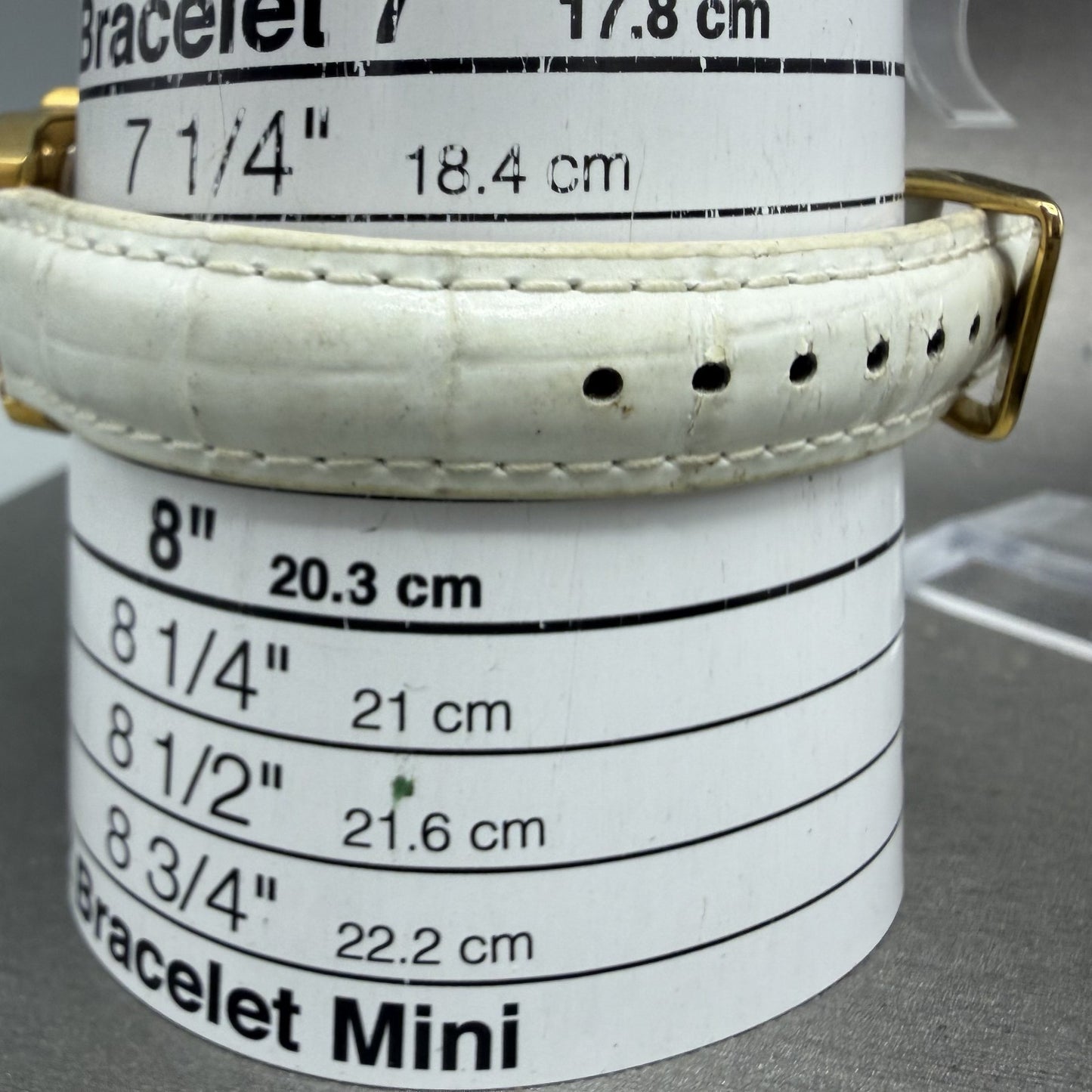 Invicta Lupah Watch Women 29mm MOP Dial Gold Tone Oval 37113 New Battery Floral10