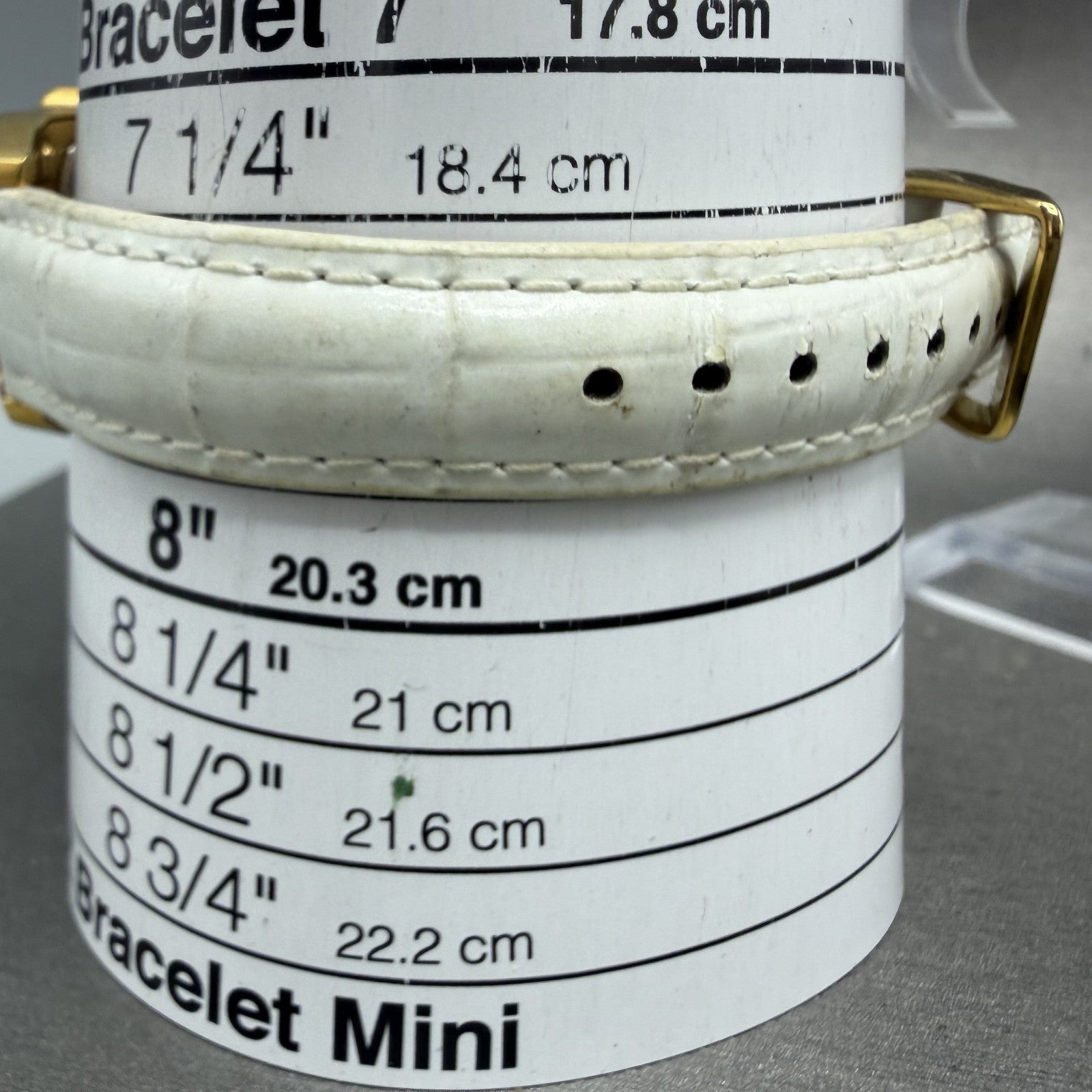 Invicta Lupah Watch Women 29mm MOP Dial Gold Tone Oval 37113 New Battery Floral10