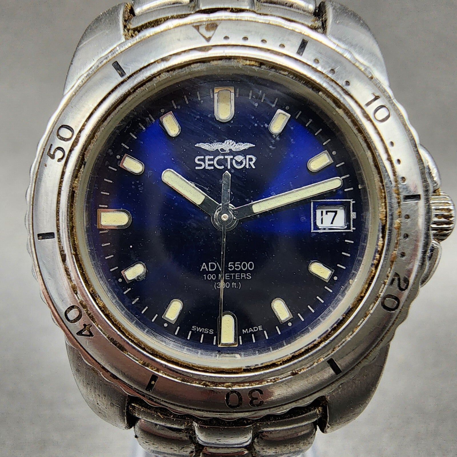 Sector ADV 5500 Dive Watch Women 29mm Blue Dial Steel Date Round New Battery1
