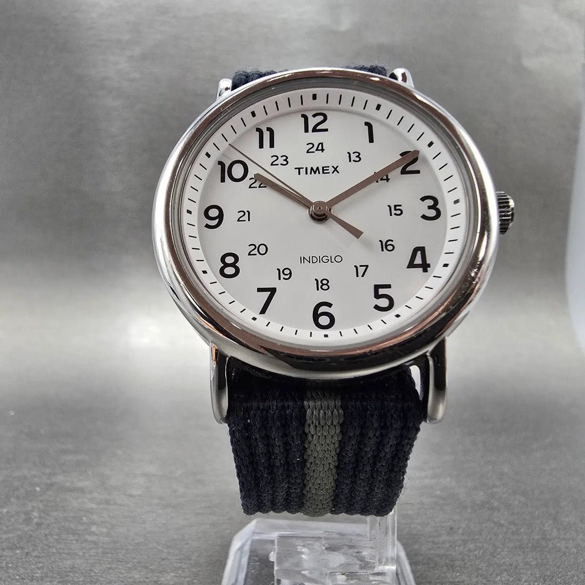 Timex Weekender Watch Men 38mm White Dial Silver Round New Battery TW2R10400 LP5