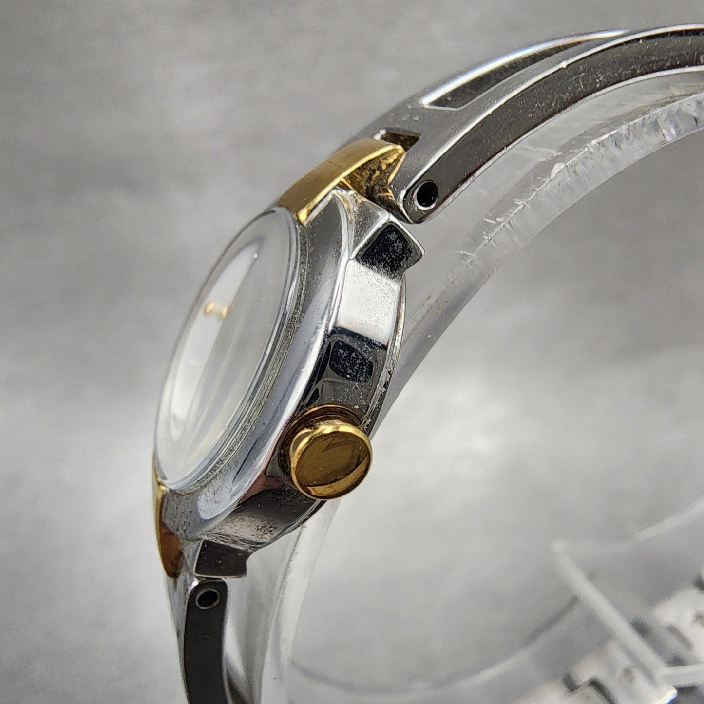 Seiko Watch Women 20mm White Dial Two Tone Round 1N000GM0 New Battery2